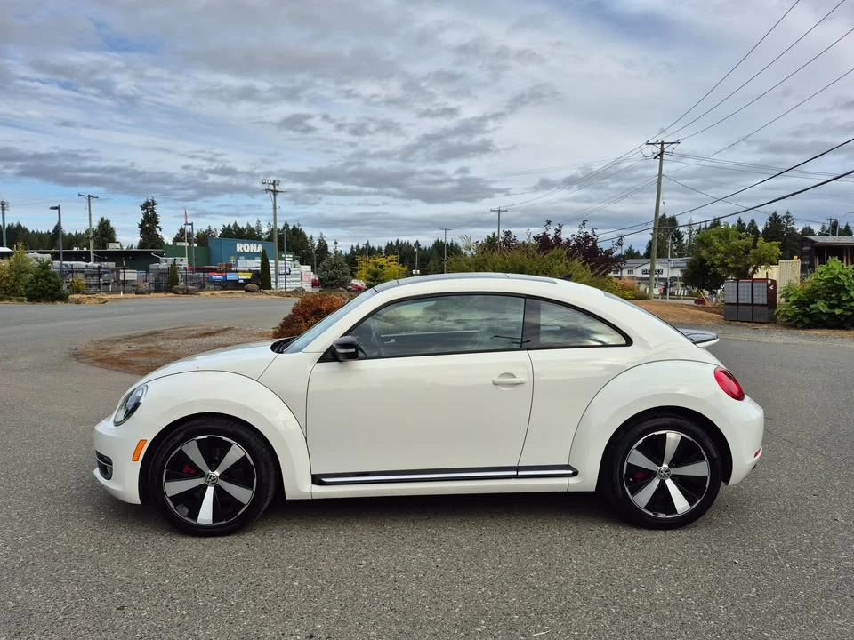 2012 Volkswagen A5 Beetle - Image 2 of 20