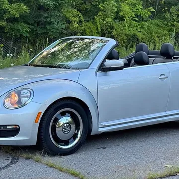 2012 Volkswagen Beetle 2.5L Convertible