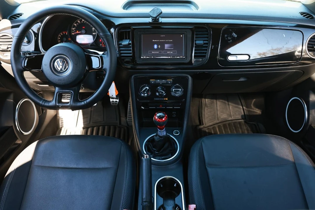 2012 Volkswagen A5 Beetle - Image 2 of 21
