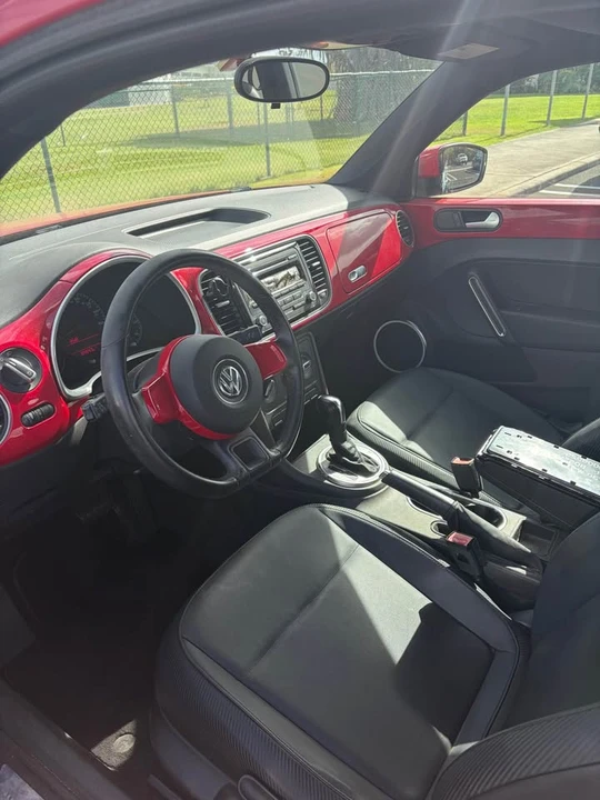 2012 Volkswagen A5 Beetle - Image 8 of 13