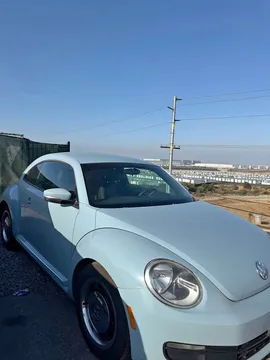2012 Volkswagen Beetle 2.5L Entry Hatchback 2D