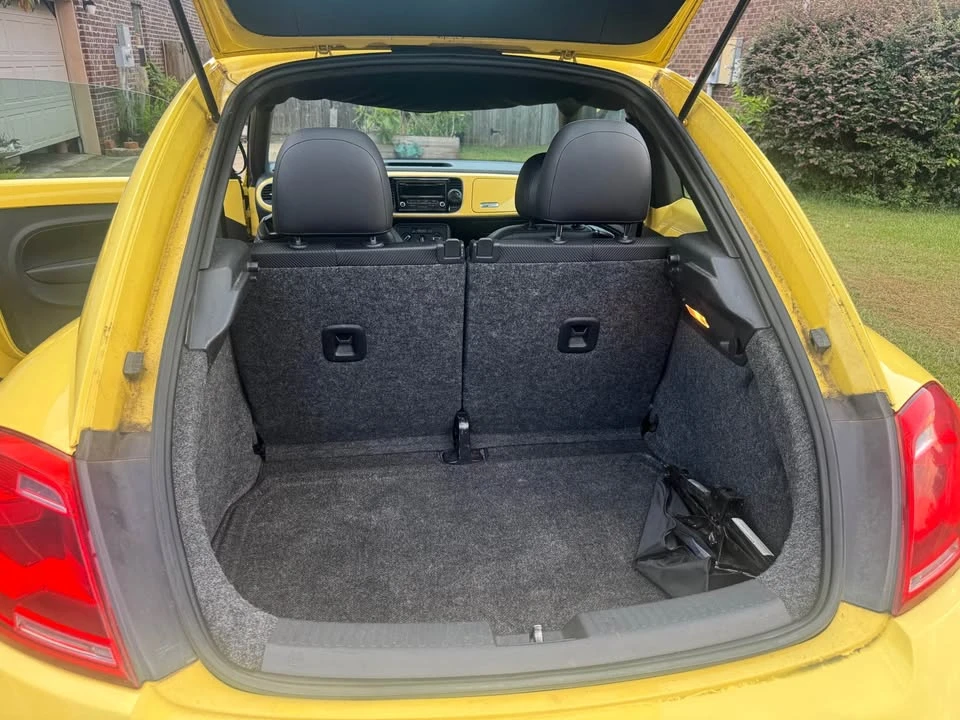 2012 Volkswagen A5 Beetle - Image 13 of 14