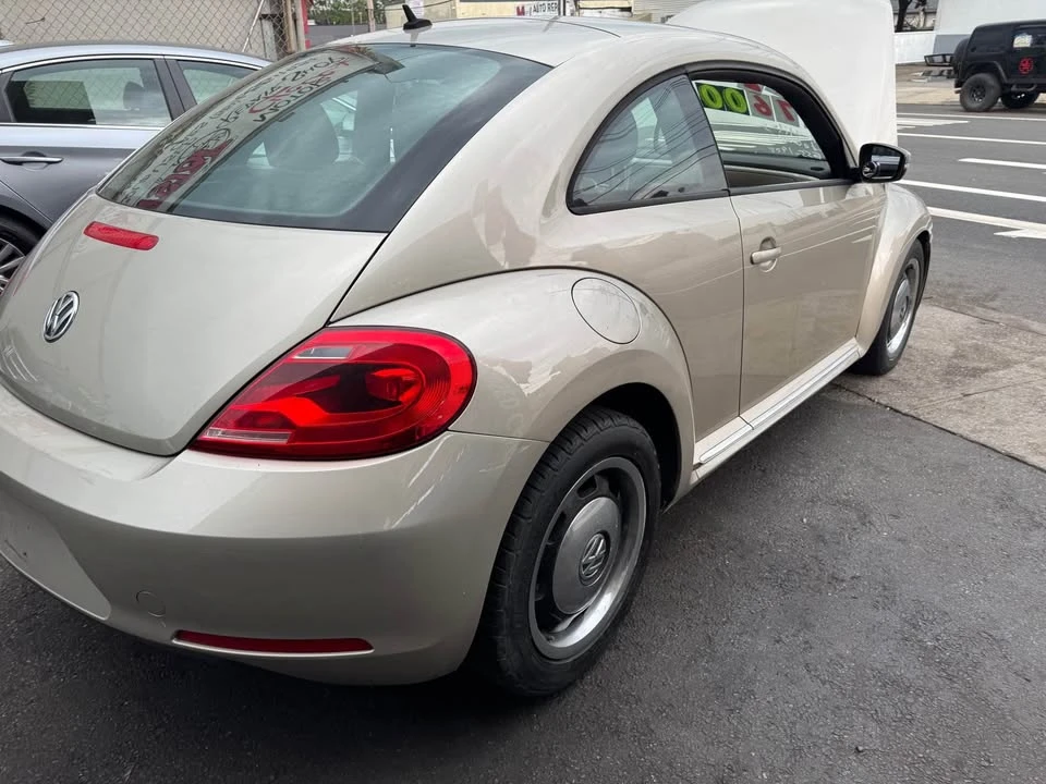 2012 Volkswagen A5 Beetle - Image 7 of 13