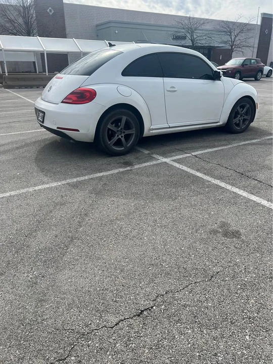 2012 Volkswagen A5 Beetle - Image 2 of 7