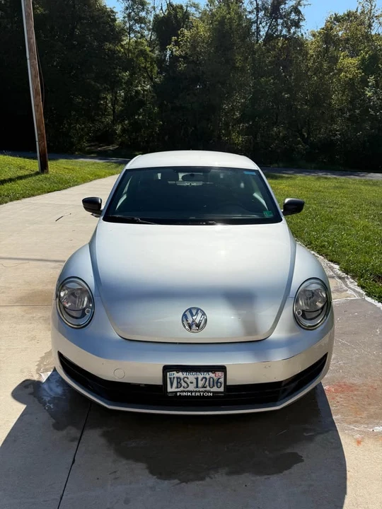 2012 Volkswagen A5 Beetle - Image 2 of 19
