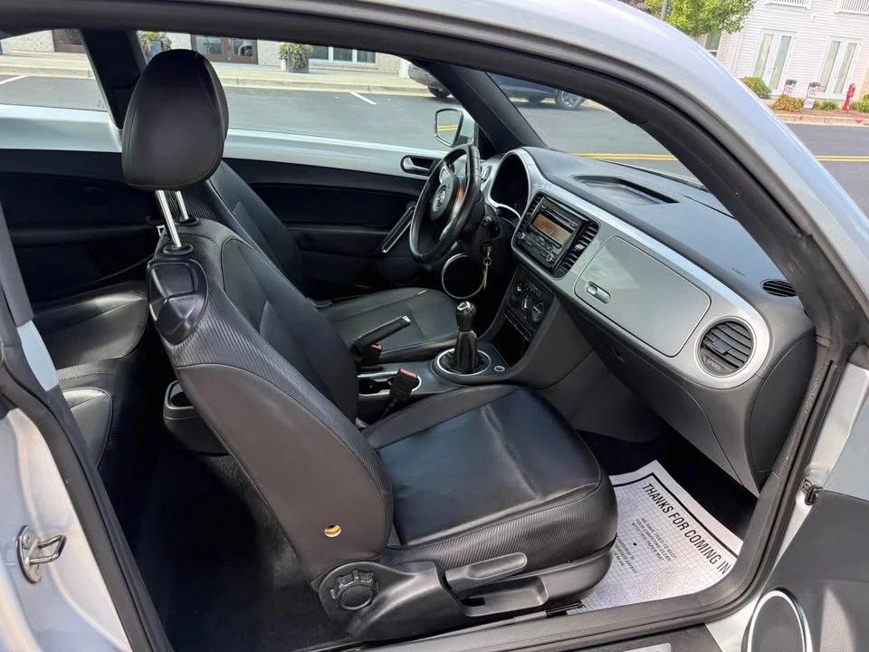 2012 Volkswagen A5 Beetle - Image 12 of 13