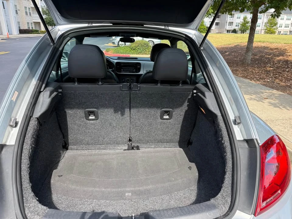 2012 Volkswagen A5 Beetle - Image 9 of 13