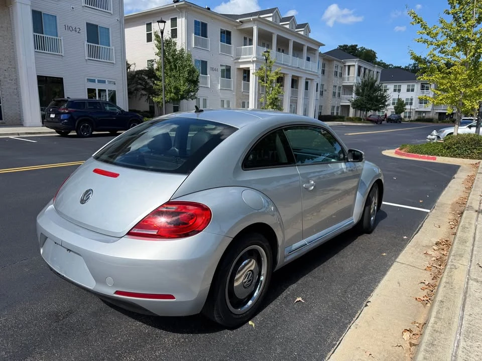 2012 Volkswagen A5 Beetle - Image 7 of 13