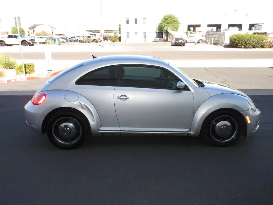 2012 Volkswagen A5 Beetle - Image 2 of 14