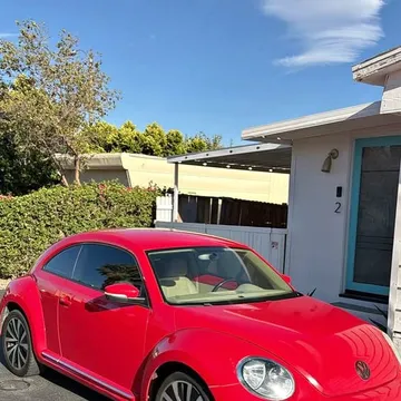 2012 Volkswagen Beetle 2.5L Fender Edition Hatchback 2D