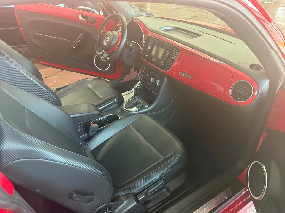 2012 Volkswagen A5 Beetle - Image 9 of 15