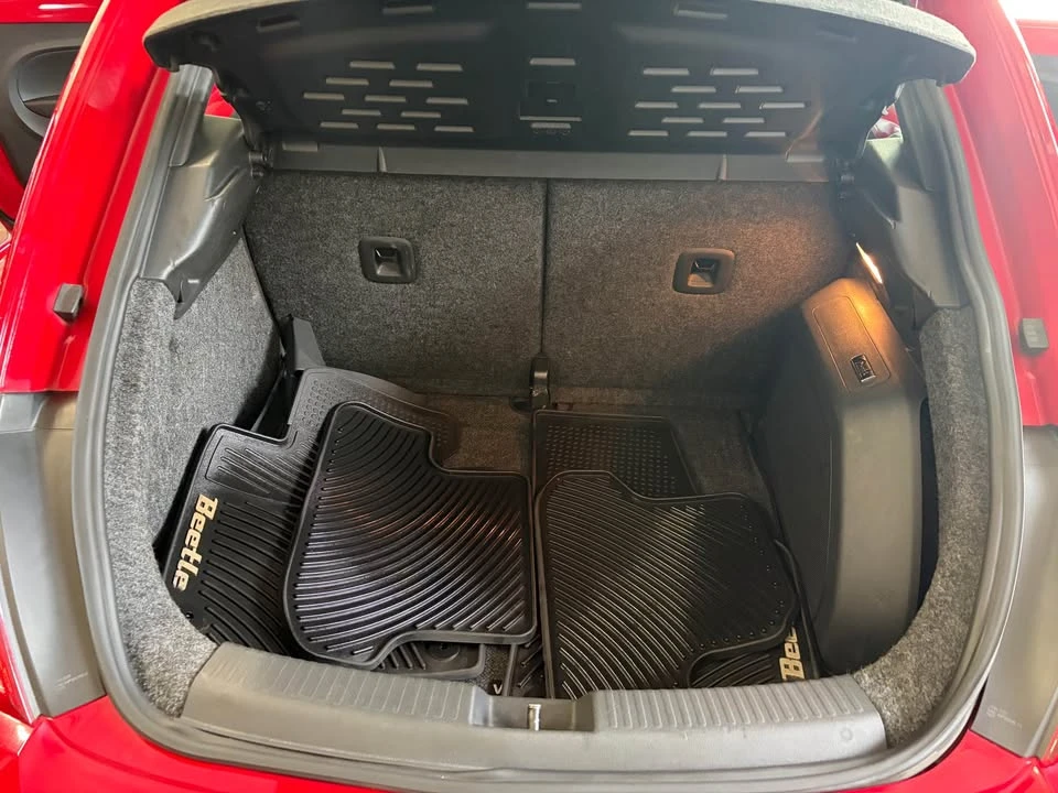 2012 Volkswagen A5 Beetle - Image 12 of 15