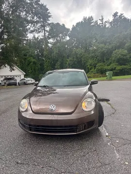 2012 Volkswagen Beetle 2.5L Fender Edition