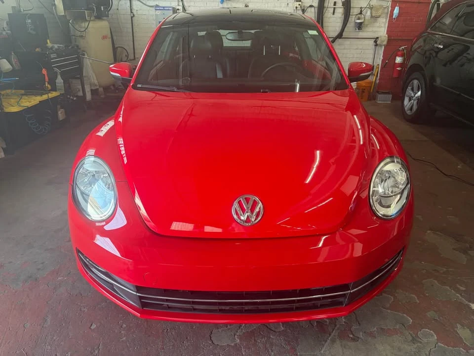 2012 Volkswagen A5 Beetle - Image 10 of 15