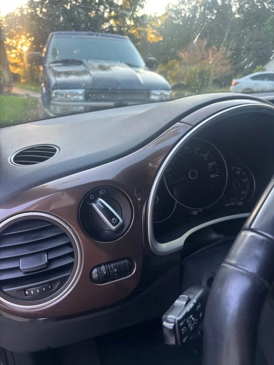 2012 Volkswagen A5 Beetle - Image 13 of 16