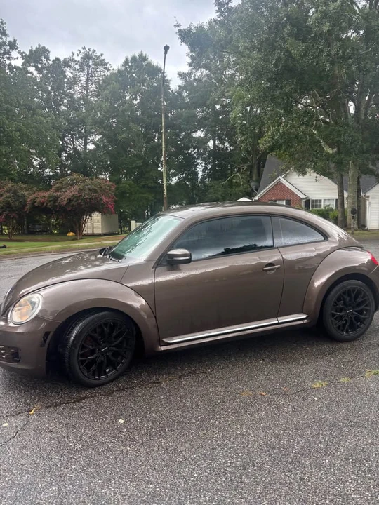 2012 Volkswagen A5 Beetle - Image 2 of 16