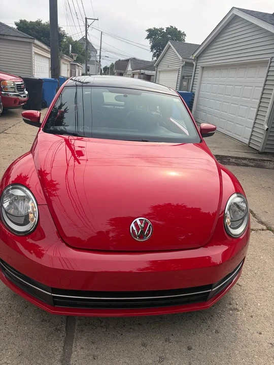 2012 Volkswagen A5 Beetle - Image 2 of 15