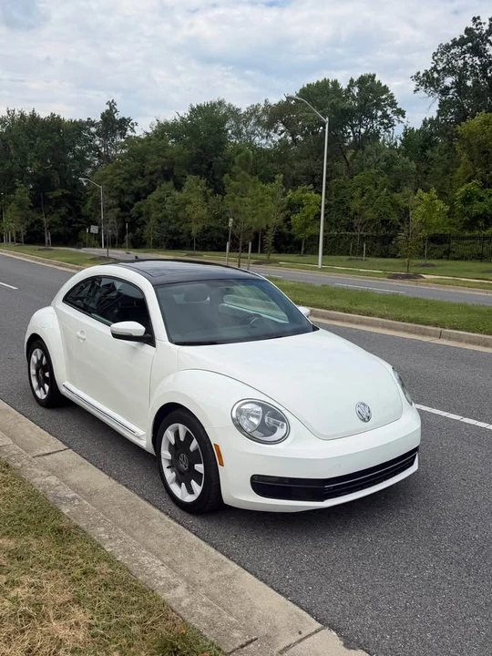2012 Volkswagen A5 Beetle - Image 2 of 20