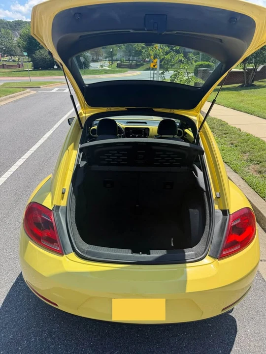 2012 Volkswagen A5 Beetle - Image 8 of 20