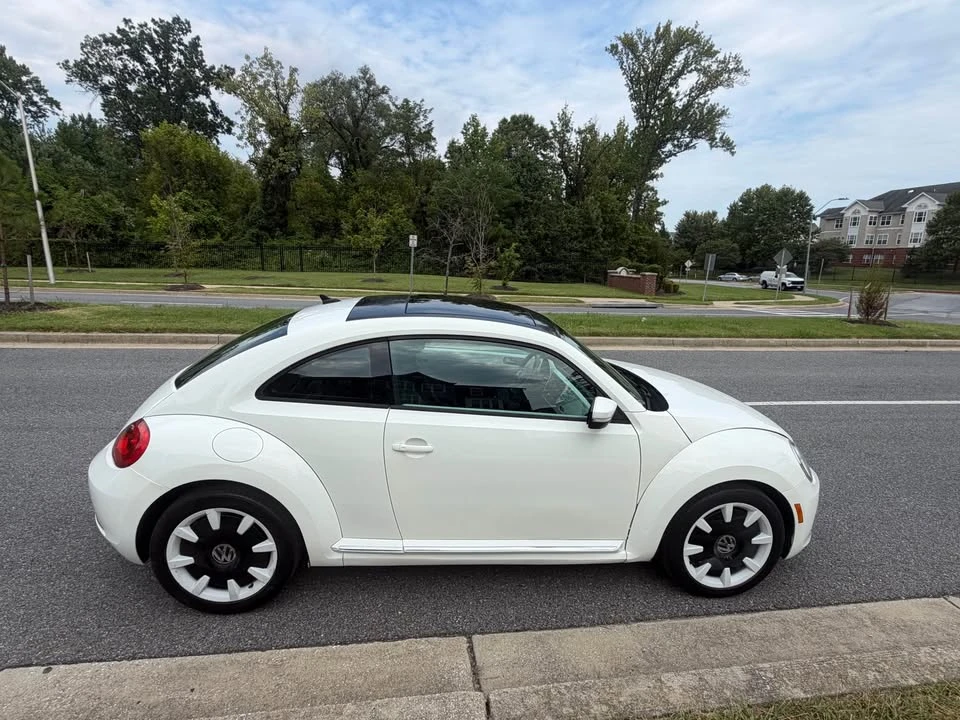 2012 Volkswagen A5 Beetle - Image 7 of 20