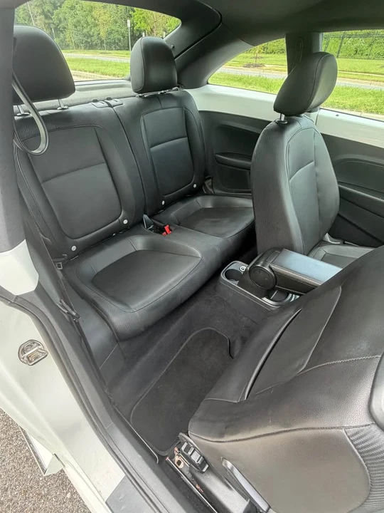 2012 Volkswagen A5 Beetle - Image 9 of 20