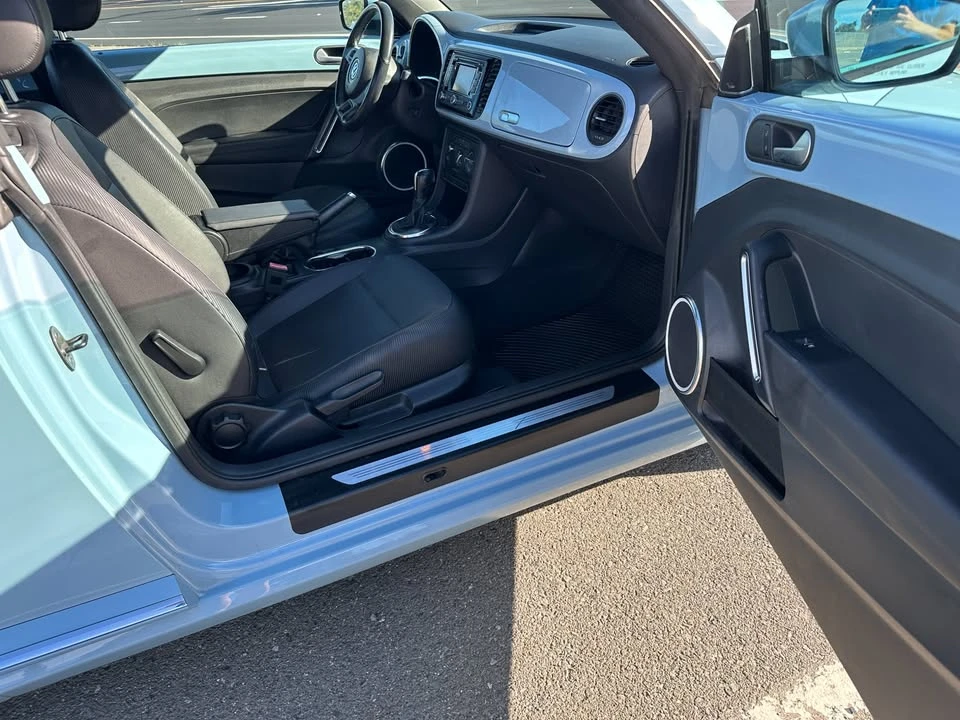 2012 Volkswagen A5 Beetle - Image 10 of 18