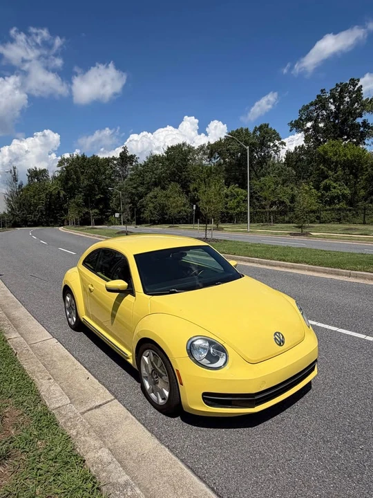 2012 Volkswagen A5 Beetle - Image 2 of 19