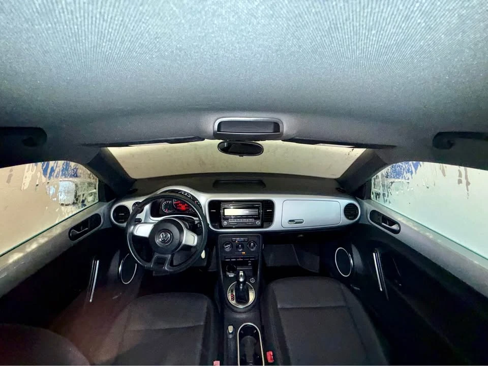 2012 Volkswagen A5 Beetle - Image 13 of 16