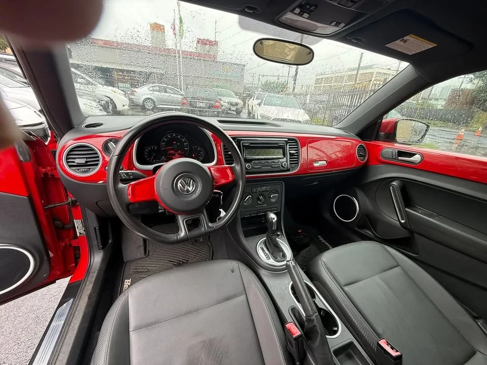 2012 Volkswagen A5 Beetle - Image 15 of 20