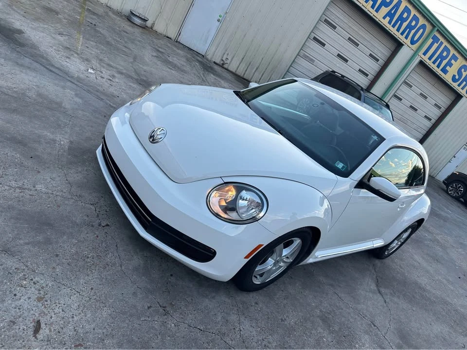 2012 Volkswagen A5 Beetle - Image 2 of 21