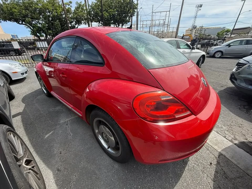 2012 Volkswagen A5 Beetle - Image 6 of 20