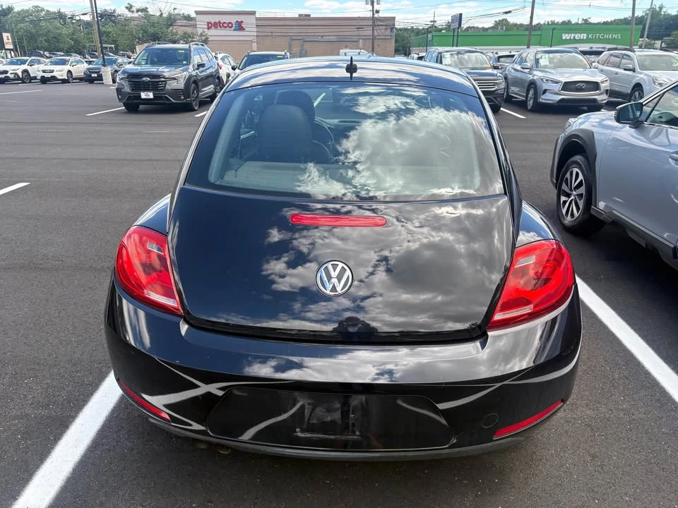 2012 Volkswagen A5 Beetle - Image 4 of 8