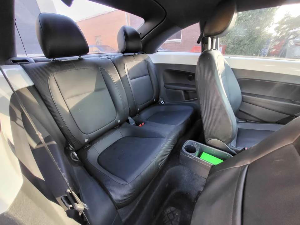 2012 Volkswagen A5 Beetle - Image 11 of 17