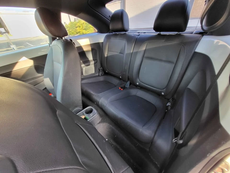 2012 Volkswagen A5 Beetle - Image 10 of 17