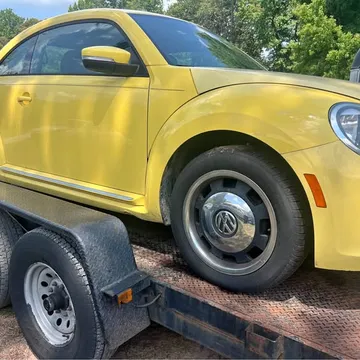 2012 Volkswagen Beetle 2.5L Hatchback 2D