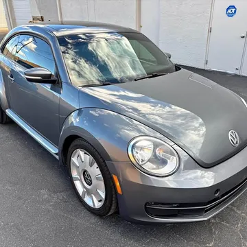 2012 Volkswagen Beetle 2.5L Hatchback