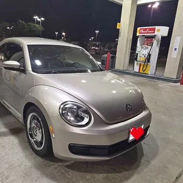 2012 Volkswagen Beetle 2.5L Hatchback