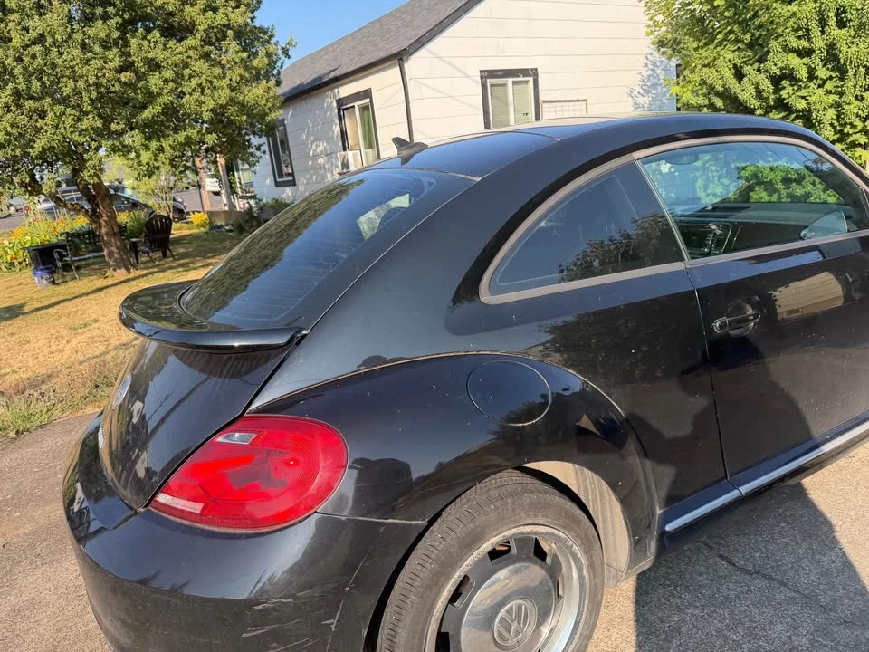 2012 Volkswagen A5 Beetle - Image 3 of 8
