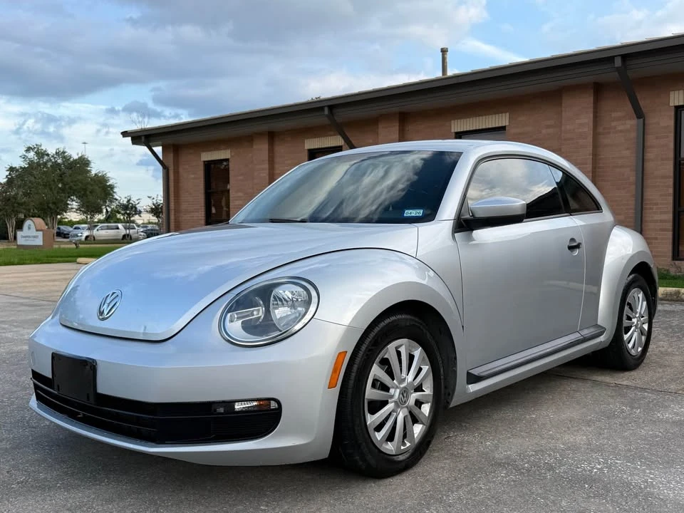 2012 Volkswagen A5 Beetle - Image 7 of 13