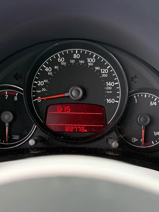 2012 Volkswagen A5 Beetle - Image 10 of 10