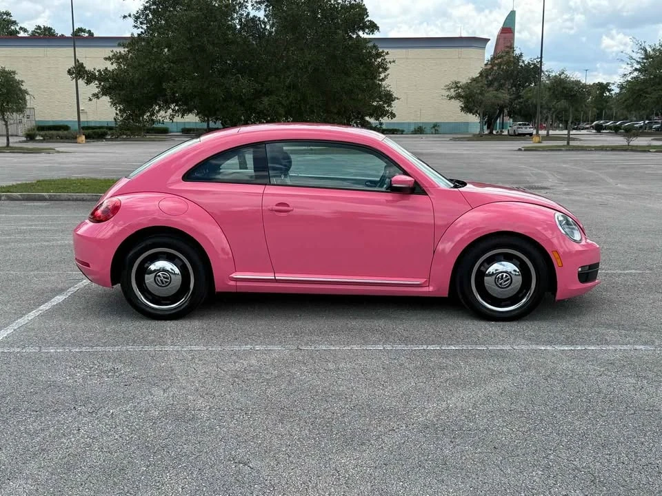2012 Volkswagen A5 Beetle - Image 6 of 18