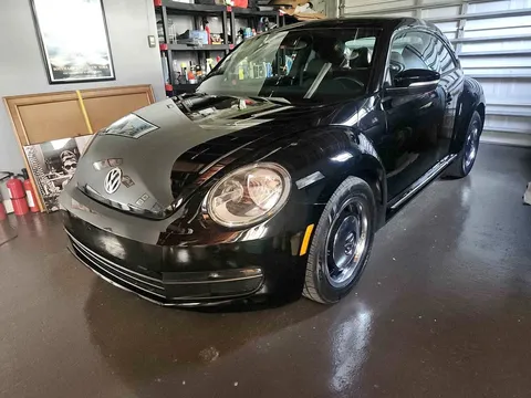 2012 Volkswagen Beetle 2.5L Hatchback 2D