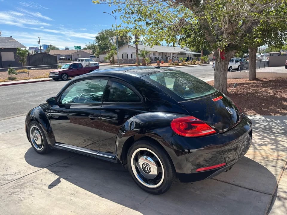 2012 Volkswagen A5 Beetle - Image 3 of 13
