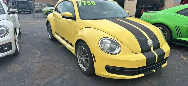 2012 Volkswagen Beetle 2.5L Hatchback 2D