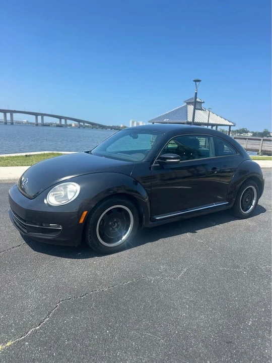 2012 Volkswagen A5 Beetle - Image 2 of 13