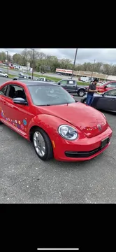 2012 Volkswagen Beetle 2.5L Hatchback 2D
