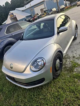 2012 Volkswagen Beetle 2.5L Hatchback 2D