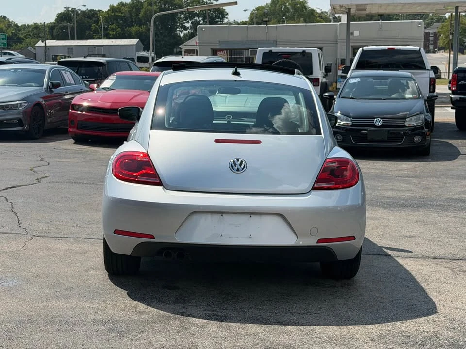 2012 Volkswagen A5 Beetle - Image 4 of 20
