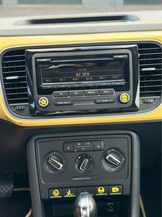 2012 Volkswagen A5 Beetle - Image 15 of 16