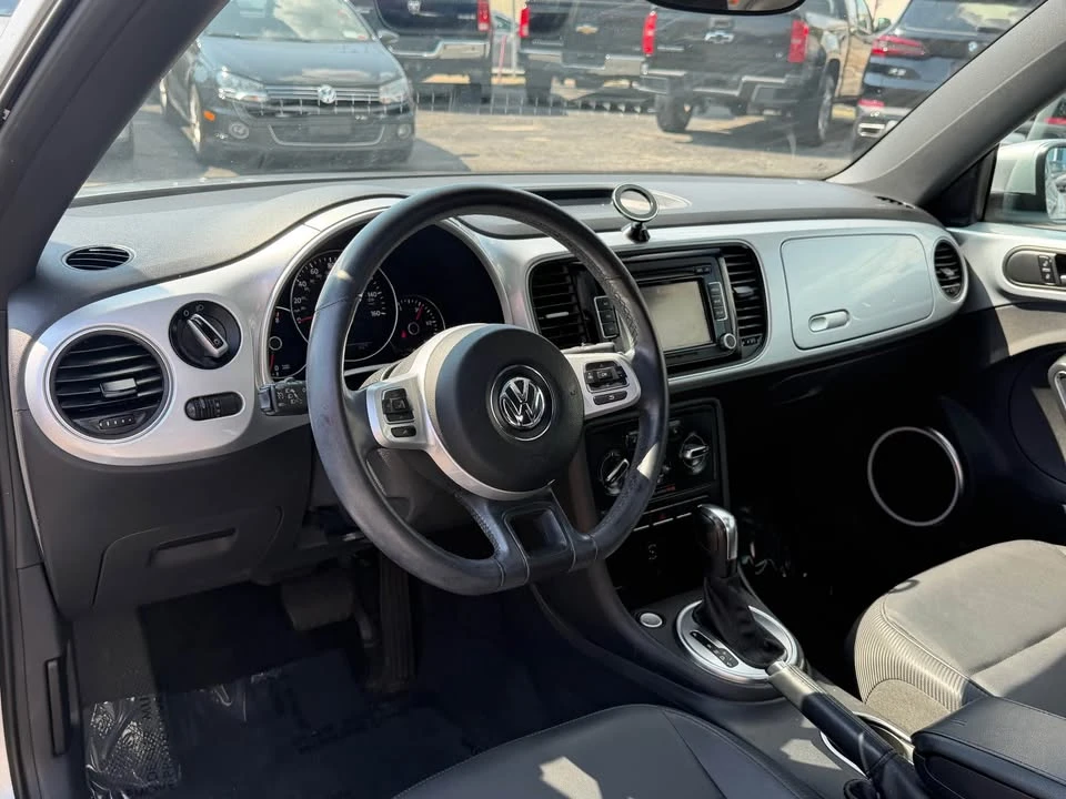 2012 Volkswagen A5 Beetle - Image 14 of 20